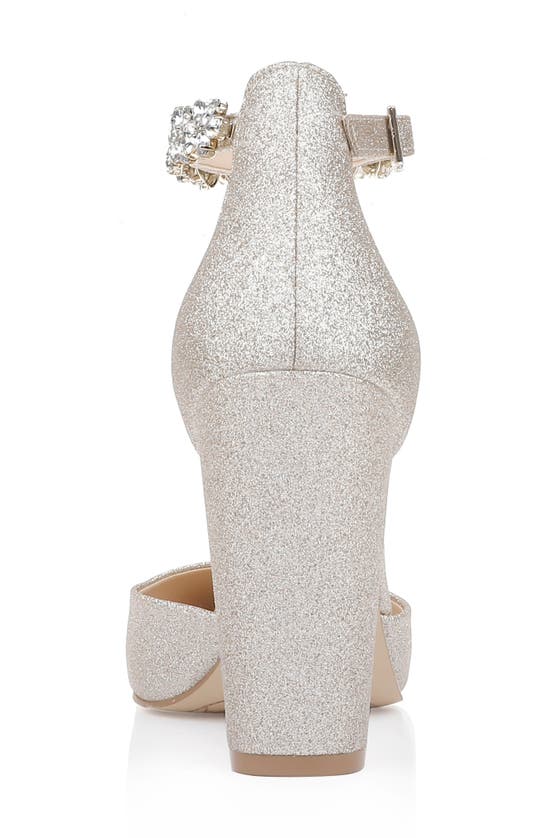 Jewel Badgley Mischka Ollie Pump In Light Gold Glitter