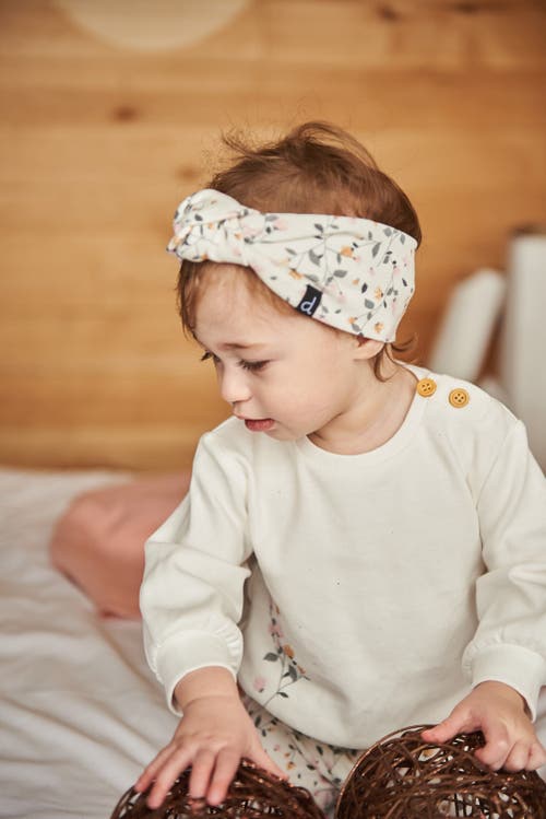 Shop Deux Par Deux Baby Girl's Organic Cotton Top And Printed Pants Set Cream With Flowers In Printed Flowers