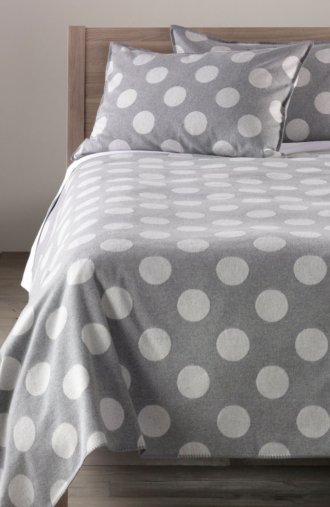 Nordstrom at Home 'Dottie' Flannel Blanket Nordstrom