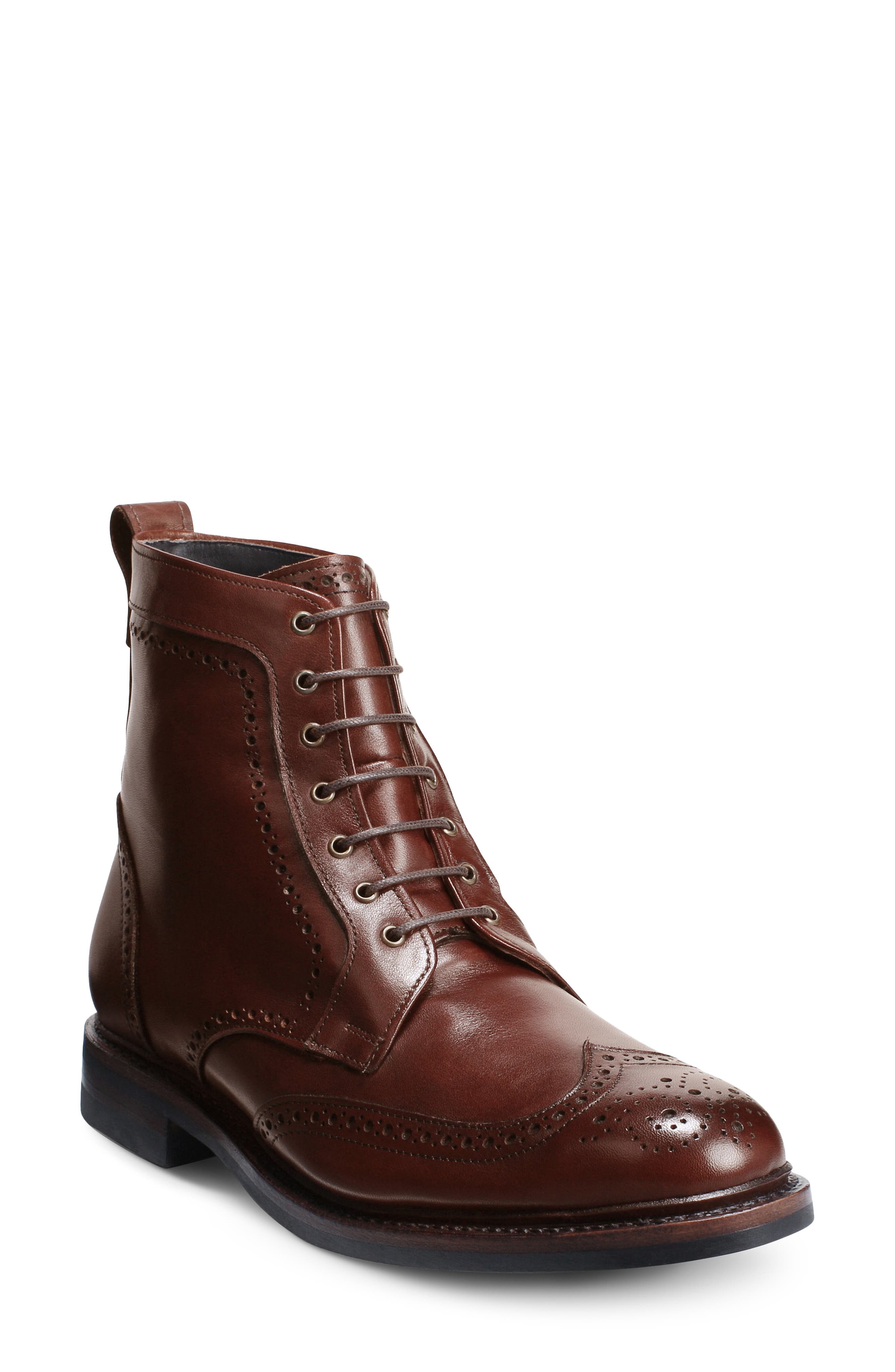 wide wingtip boots