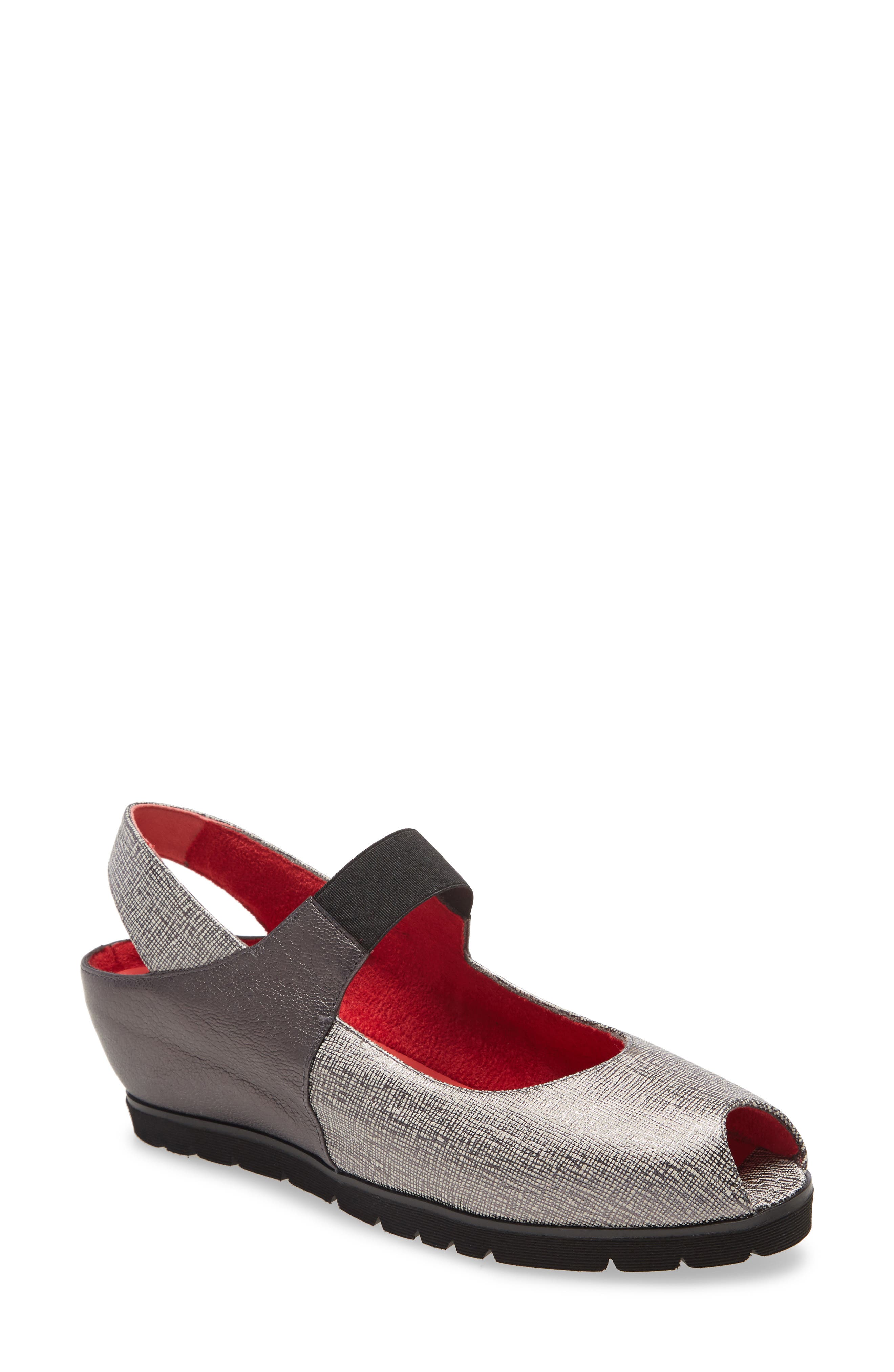 pas de rouge marta loafer