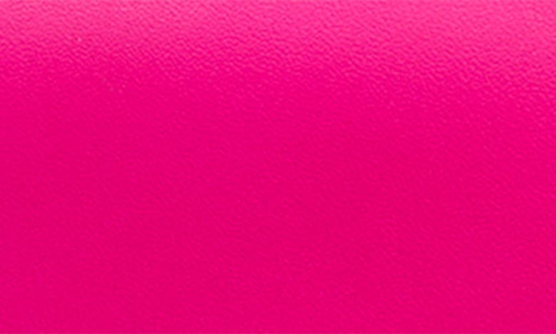 Shop Marc Jacobs The Shoulder Bag In Hot Pink