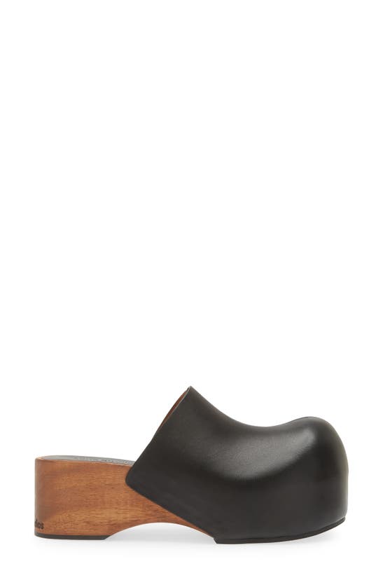 Shop Acne Studios Round Toe Leather Clog In Black