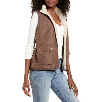 Thread & Supply Wubby Reversible Fleece Lined Quilted Vest, Brown