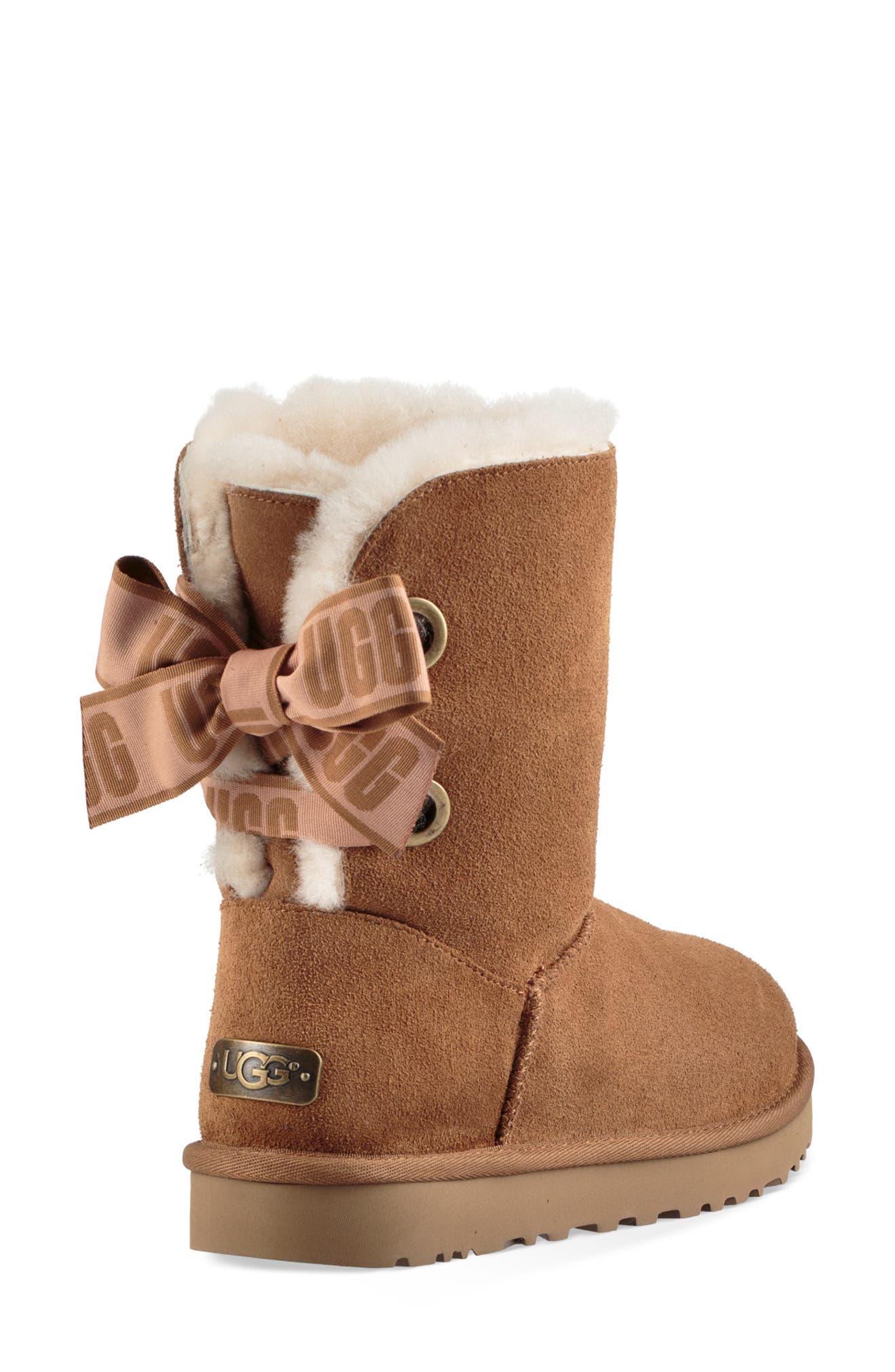 two bow uggs