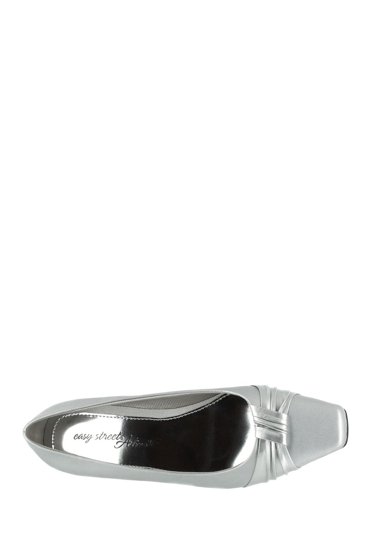 Easy Street Waive Square Toe Pump In Silver1