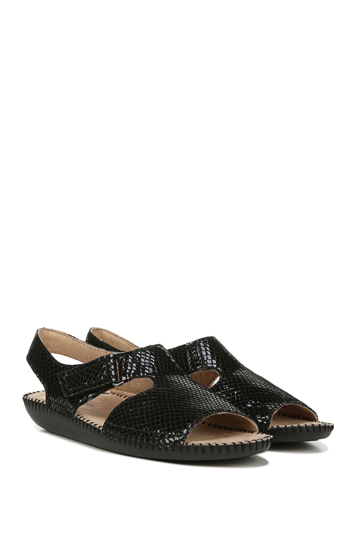 naturalizer scout sandals wide