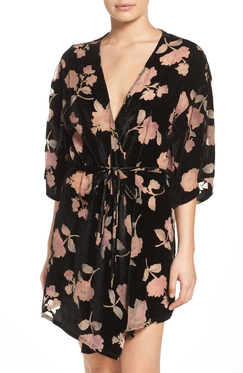 Chelsea28 Burnout Velvet Robe | Nordstrom