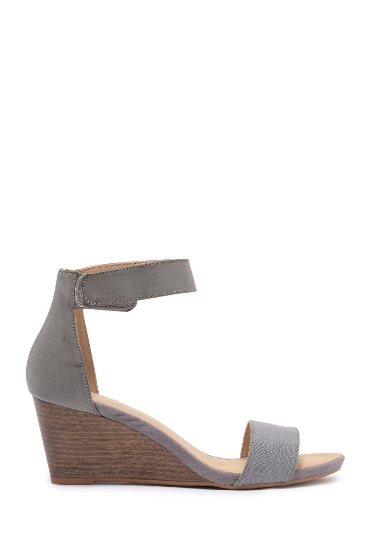 cl by laundry hot zone wedge sandal