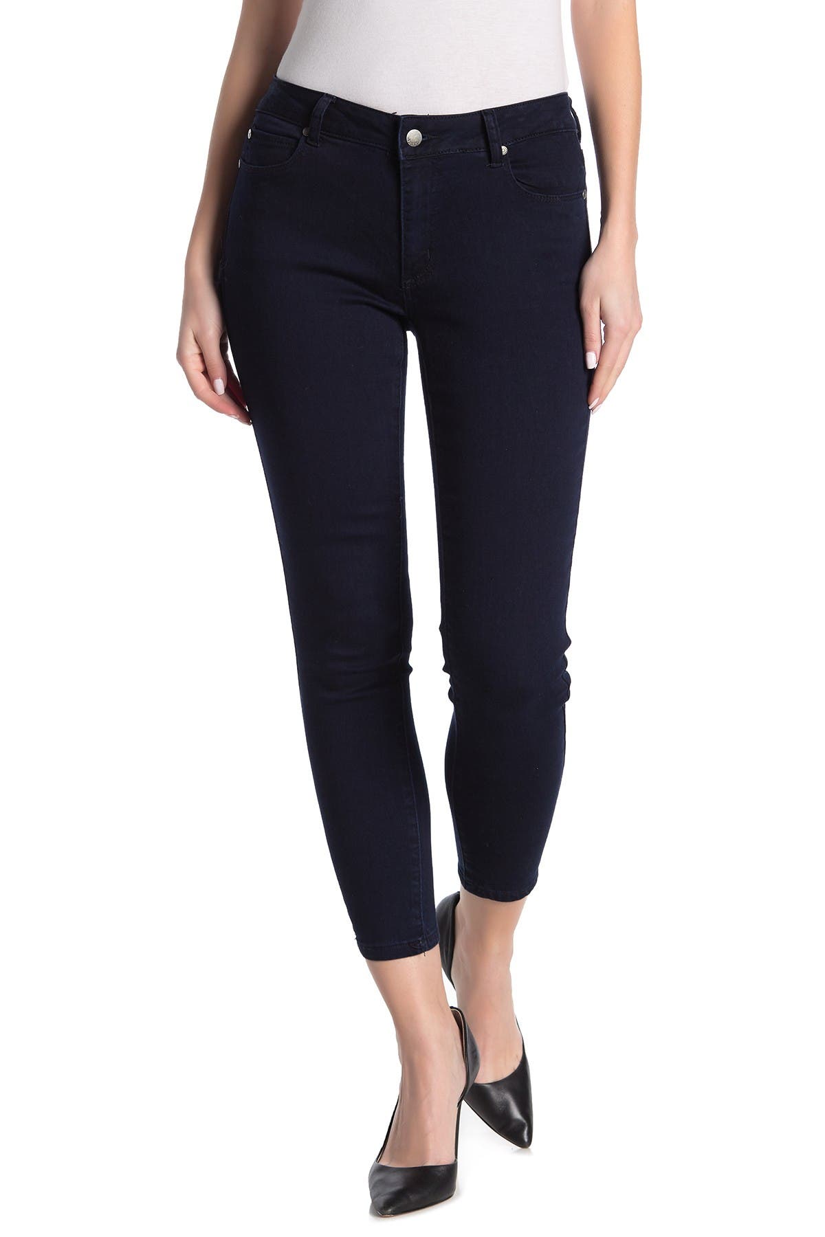 tahari skinny jeans