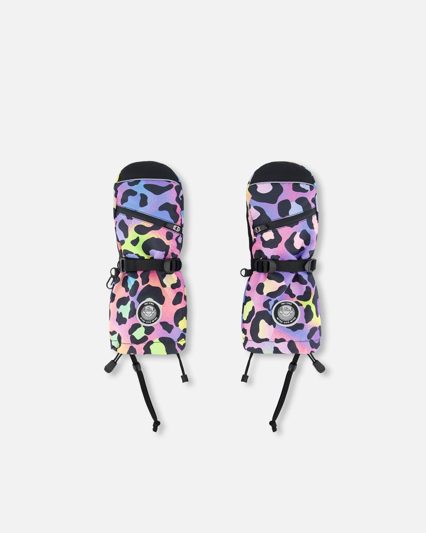 Deux par Deux in Printed Rainbow Leopard Cover