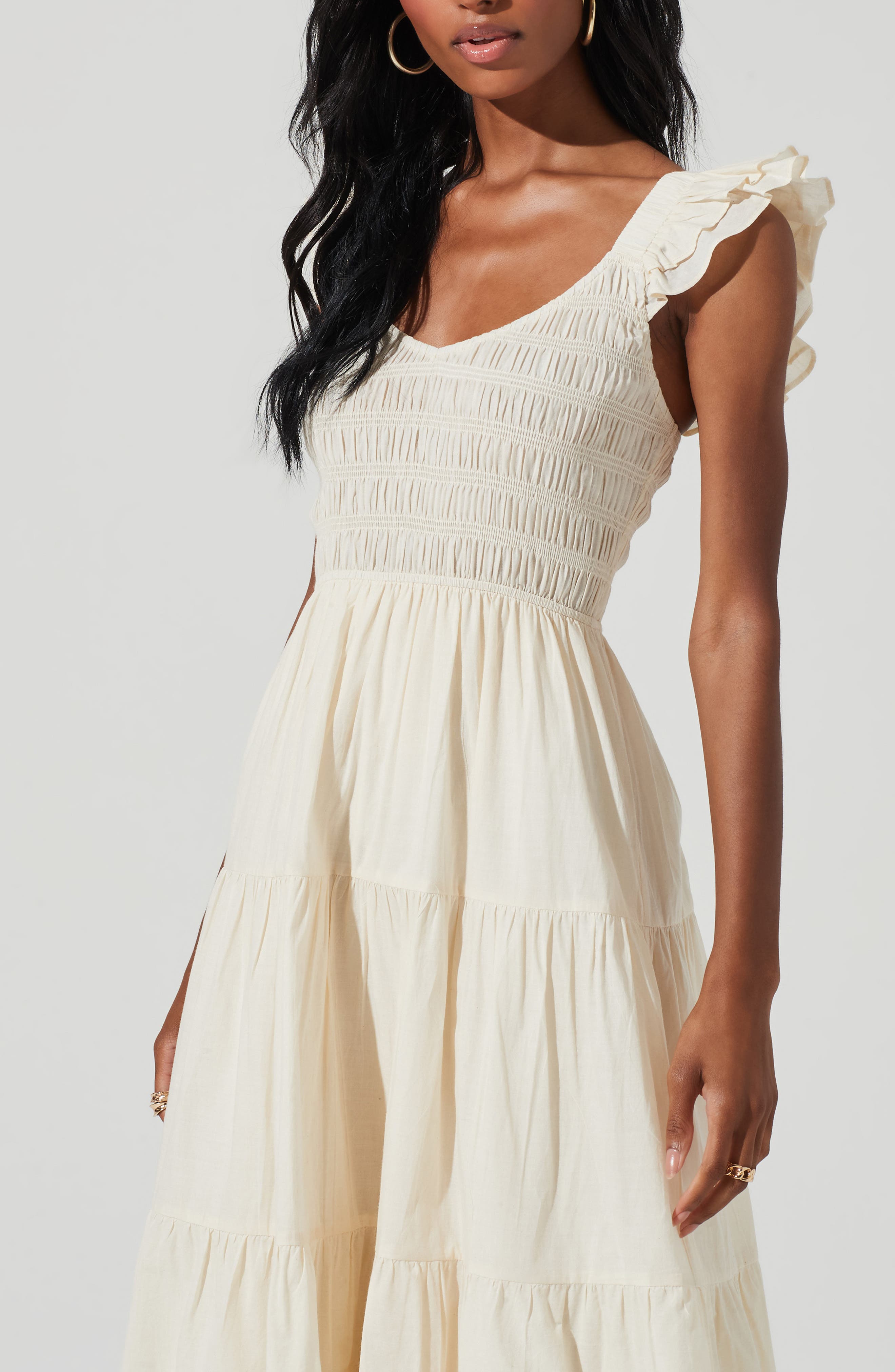 ASTR the Label Smocked Flutter Sleeve 