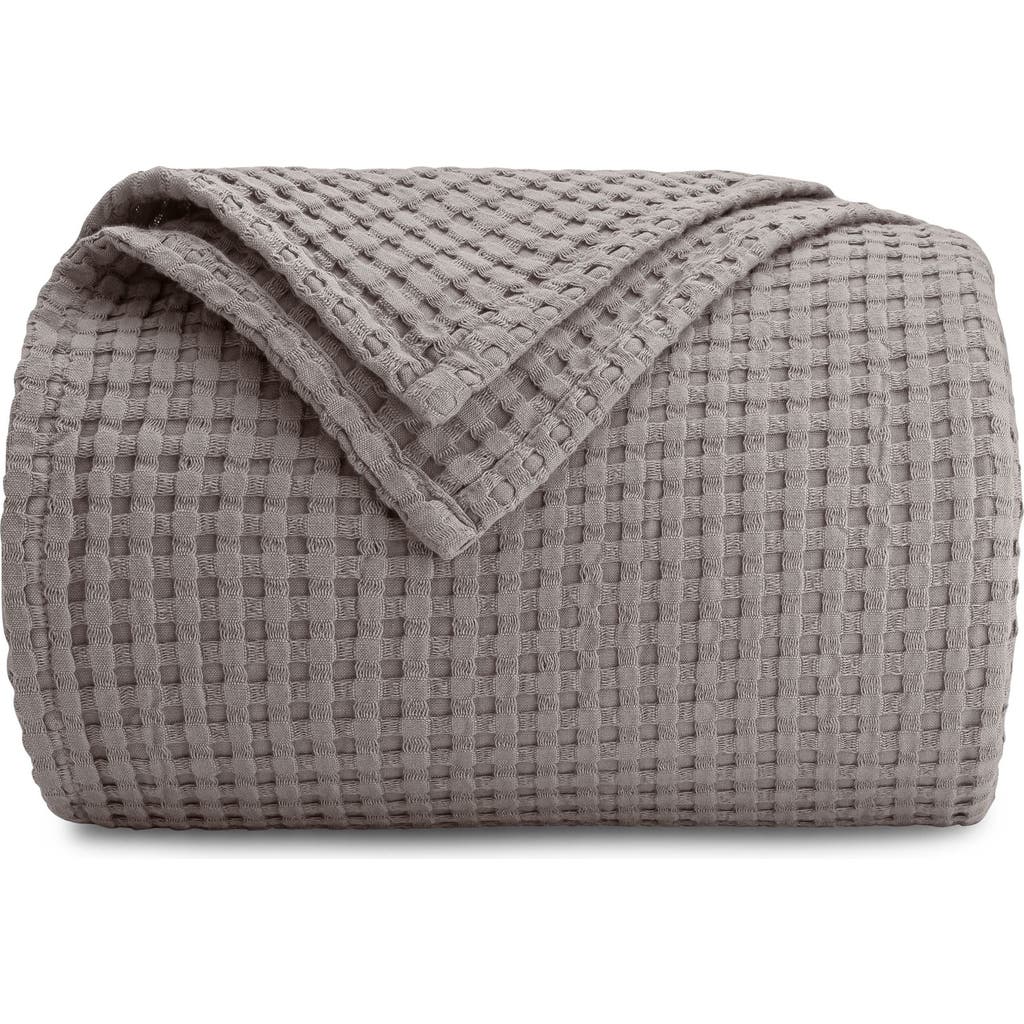 Comfy Cubs Adult Waffle Blanket In Charcoal
