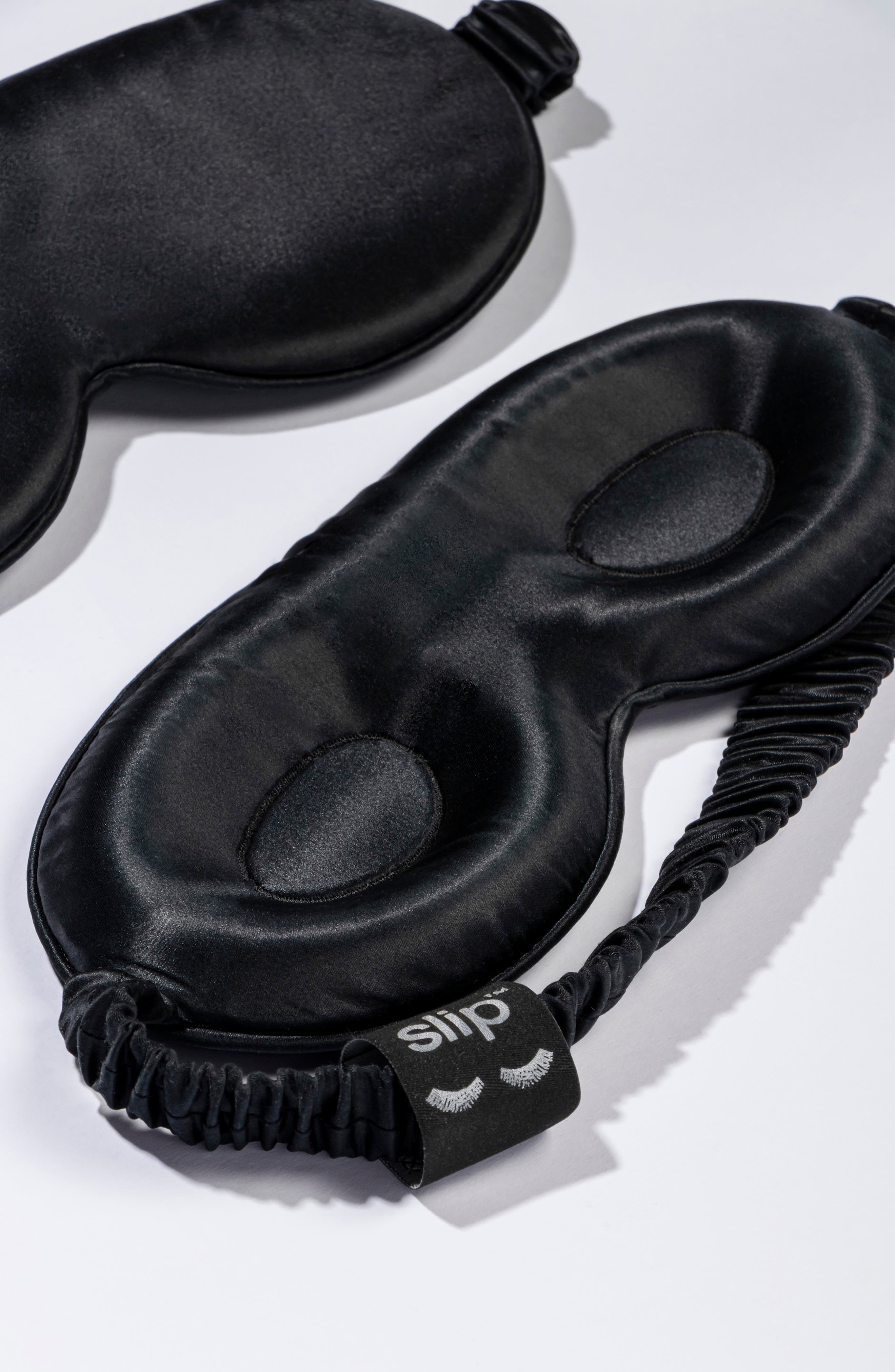 slip Lovely Lashes Pure Silk Contour Sleep Mask in Black | Smart