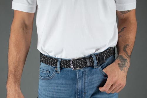 Trafalgar Men's Chandler Woven Rayon Leather Belt In Black And Grey