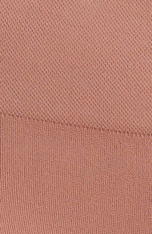 Wacoal Feeling Flexible Hipster Briefs In Burlwood