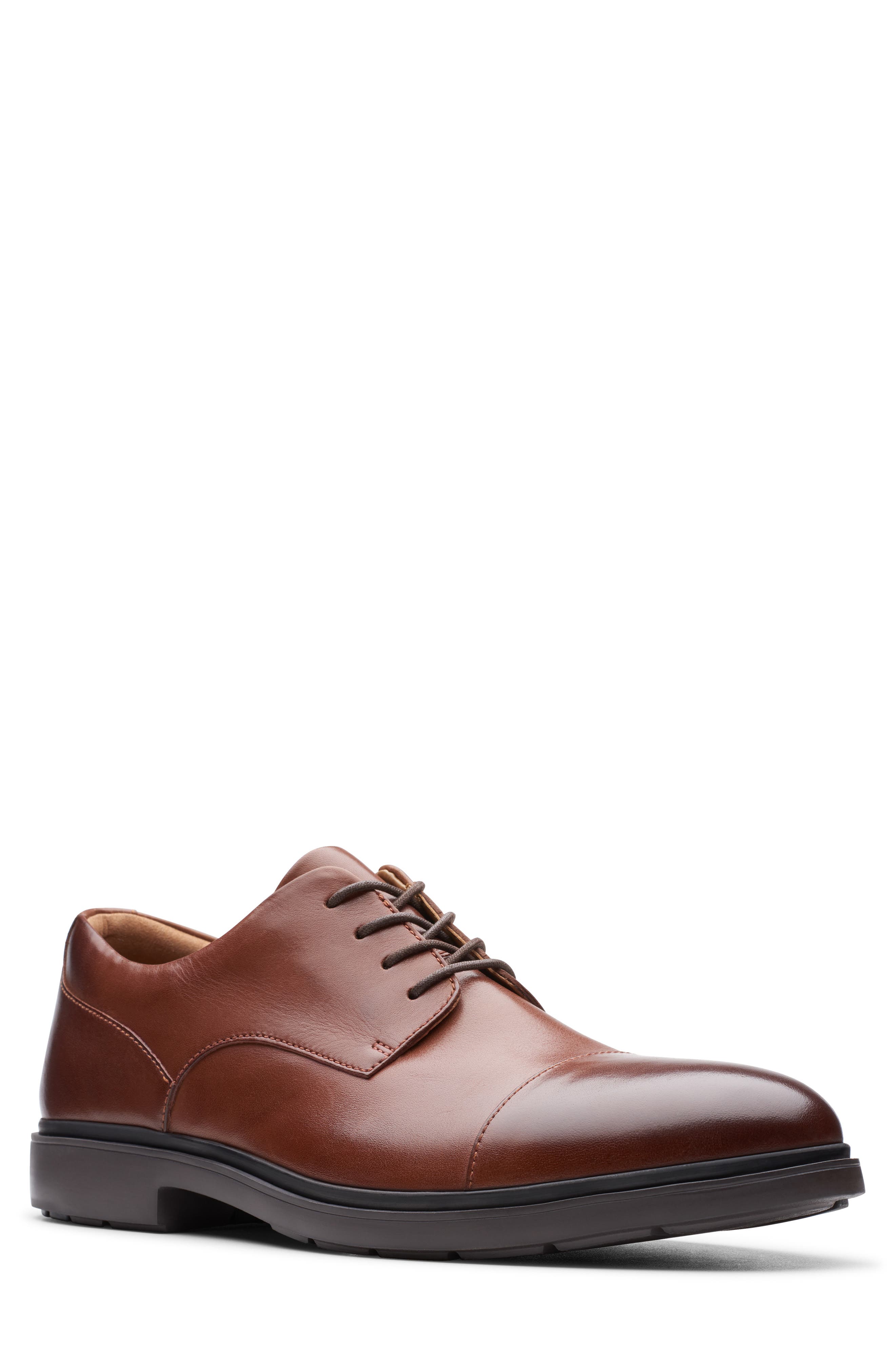 clarks cap toe shoes