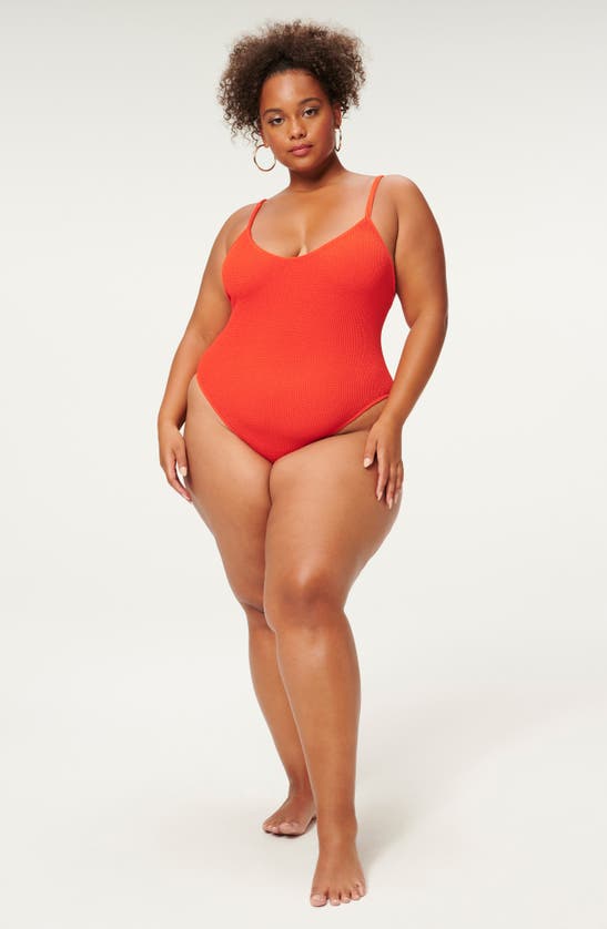 Shop Good American Always Fits One-piece Swimsuit In Bright Poppy002