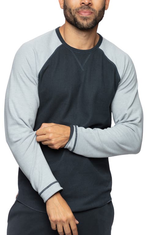 Andy Reversible Colorblock Raglan Sleeve T-Shirt in Midnight Navy