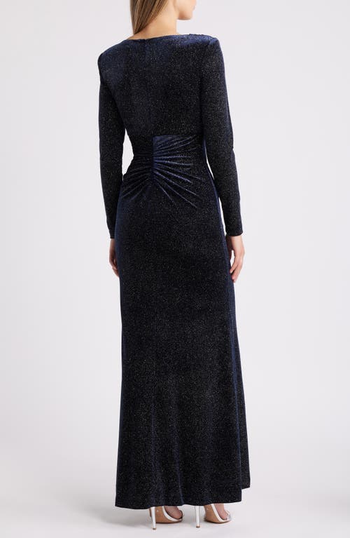 VINCE CAMUTO VINCE CAMUTO METALLIC VELVET LONG SLEEVE GOWN 