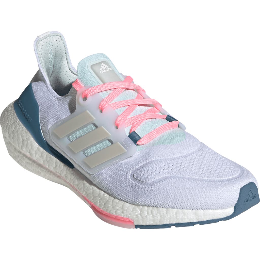Adidas Originals Adidas Ultraboost 22 W Running Shoe In White/grey/blue