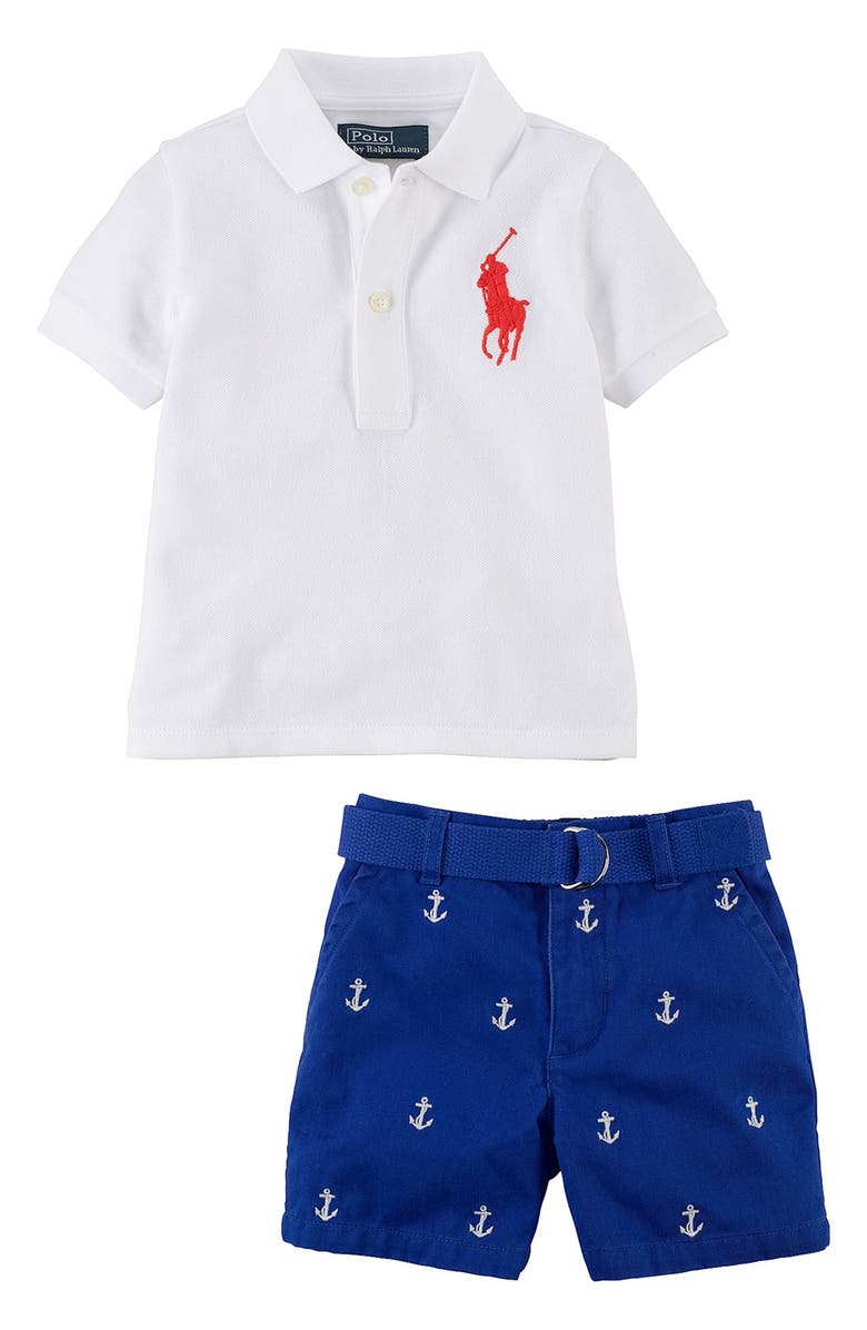 polo and shorts outfit
