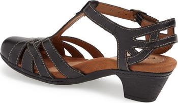 Rockport cobb hill 2025 aubrey t strap sandal