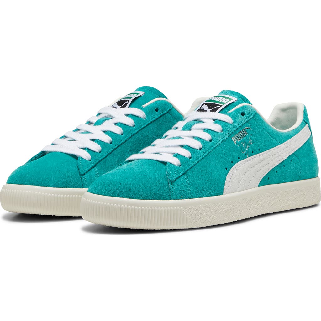 Puma Clyde Og Sneaker In Spectra Green-ivory-white