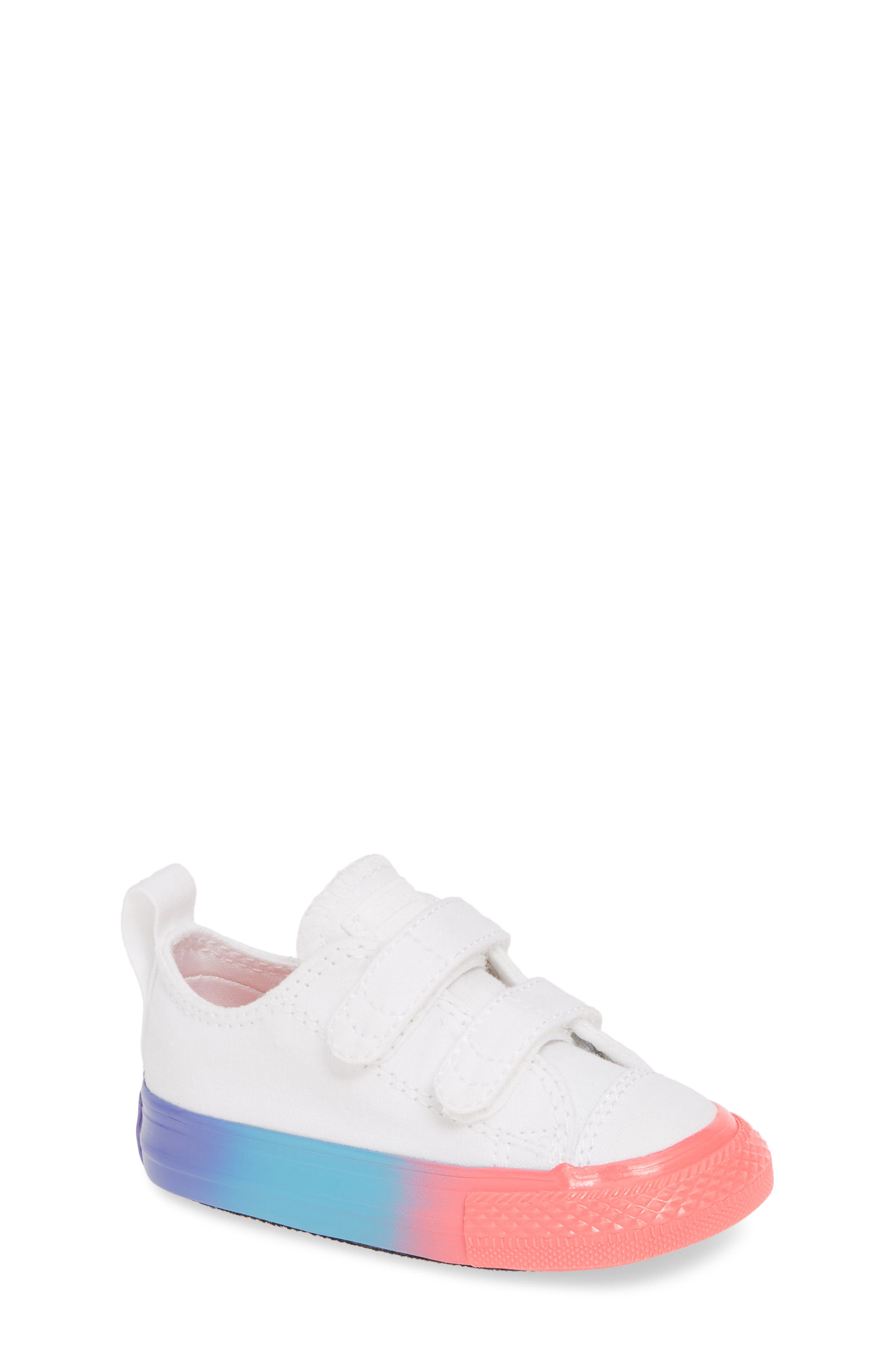 Converse Chuck Taylor All Star 2V Low Top Sneaker