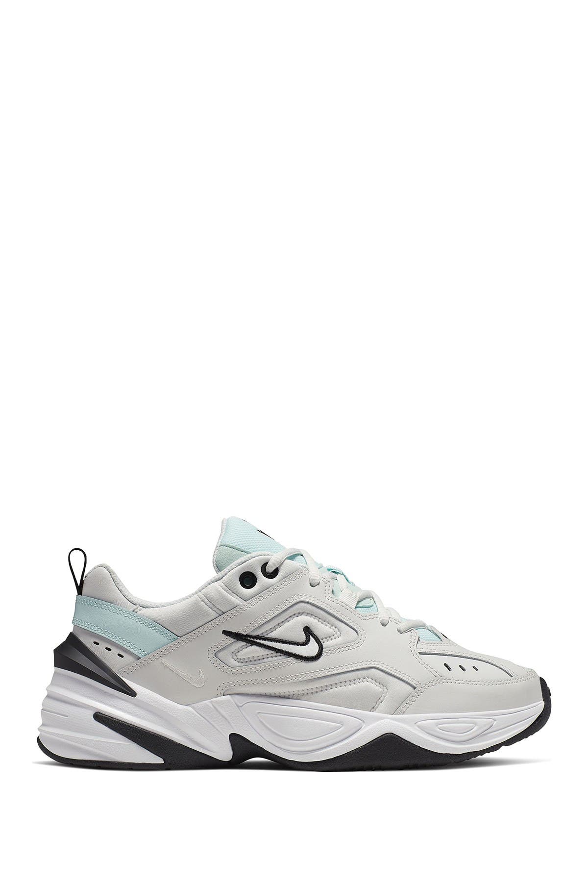 sneaks up m2k tekno