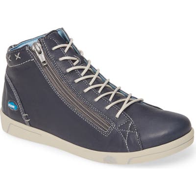 Cloud Aika High Top Sneaker - Blue