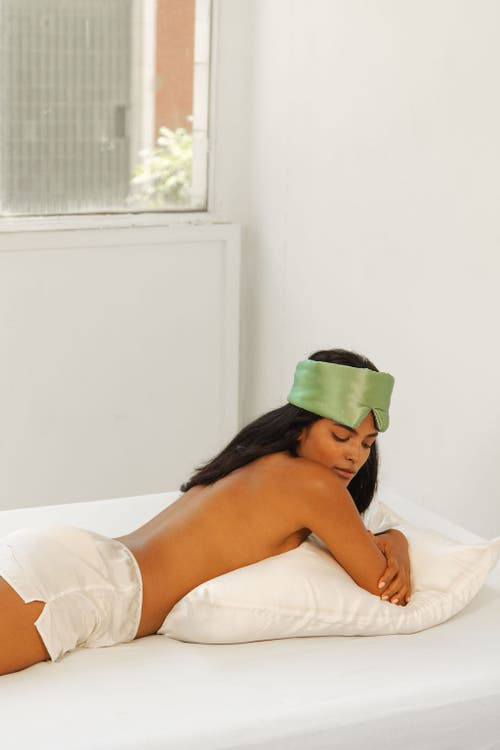 Drowsy Sleep Co . Silk Sleep Mask In Pistachio
