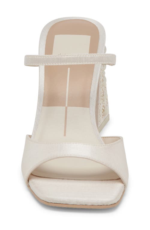 Dolce Vita Jemmy Imitation Pearl Slide Sandal In Vanilla Silk