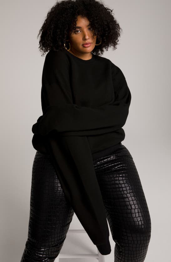 Shop Good American Boyfriend Sweatshirt In Black001