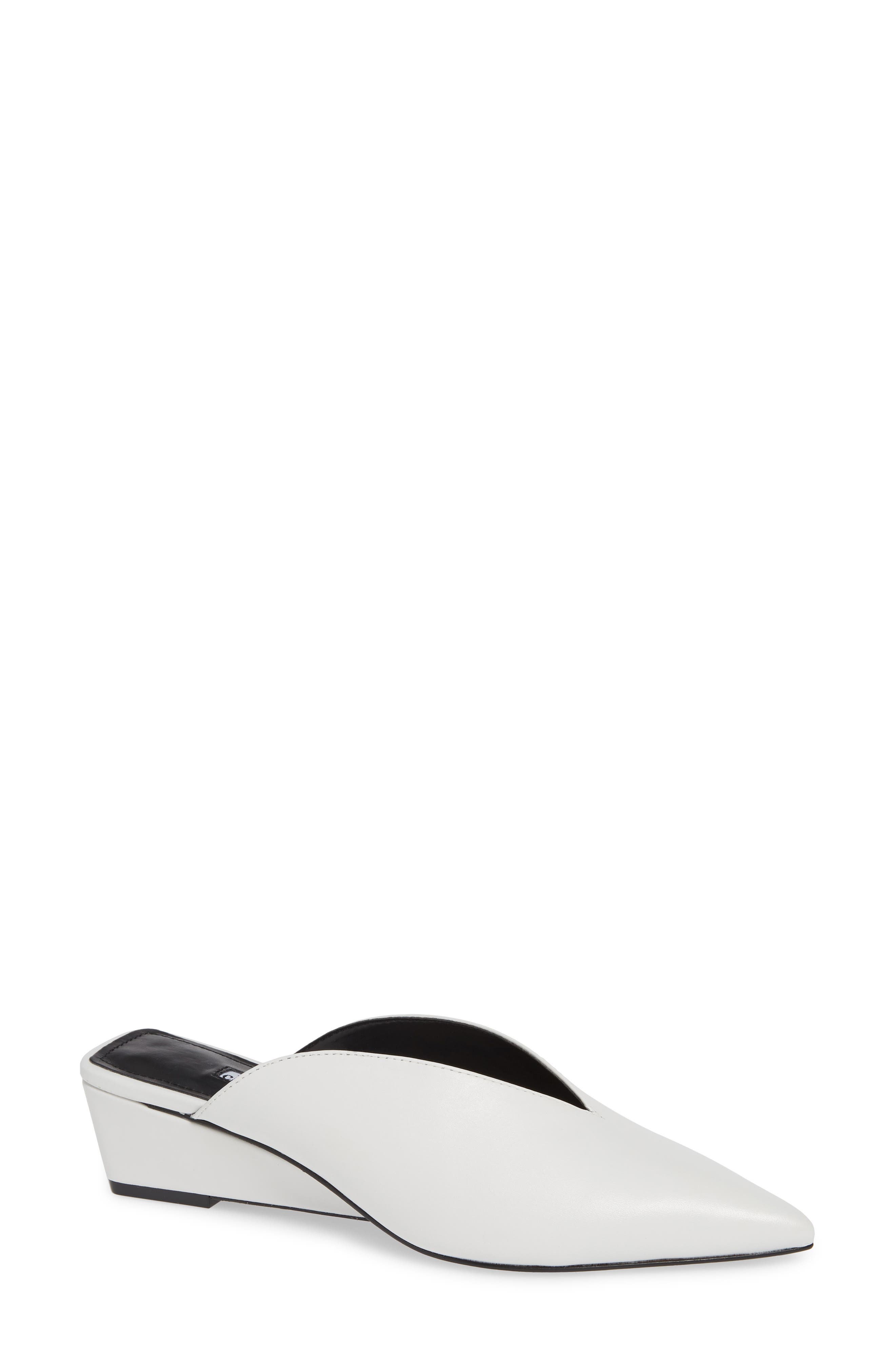 Charles David Pyramid Mule, Beige