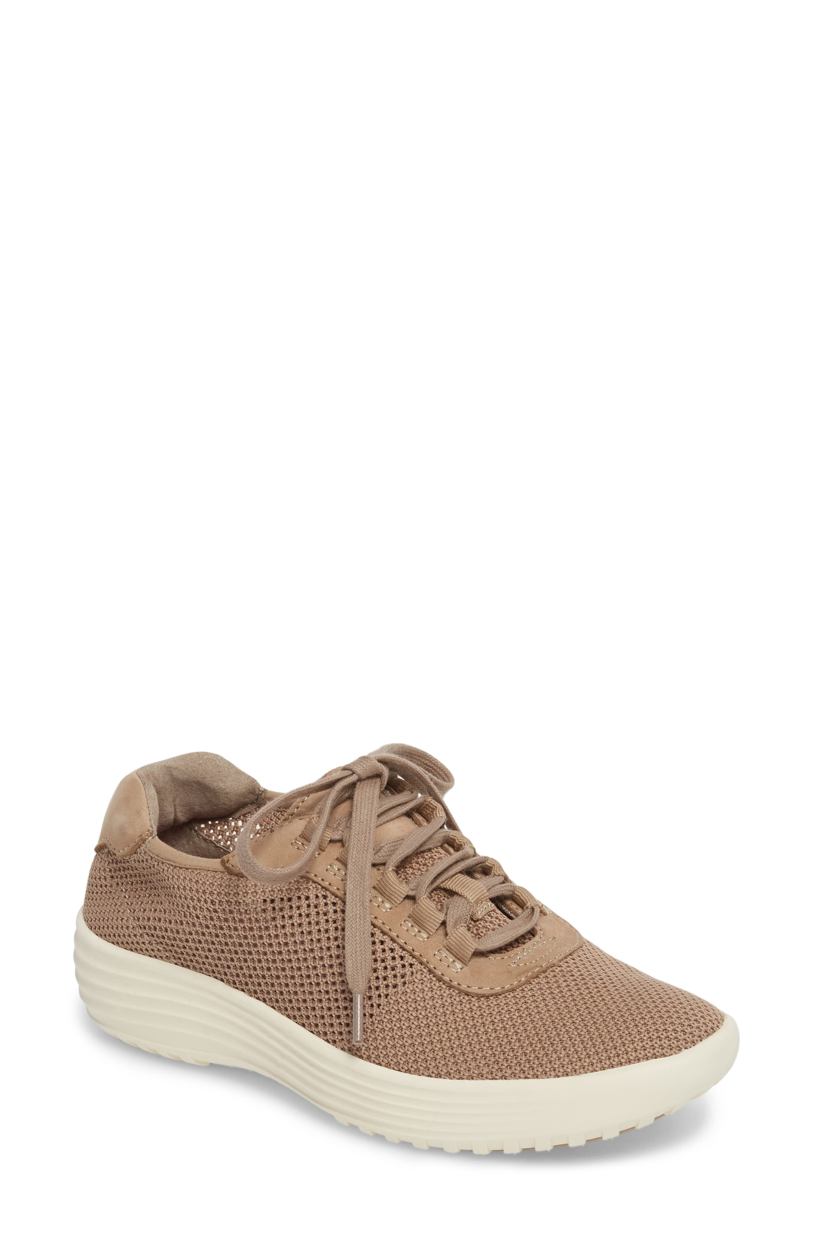 Bionica Malibu Sneaker, Pink