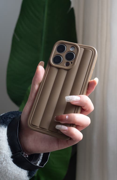 Auramma Roman Stripes Iphone 14 Pro Case In Coffee