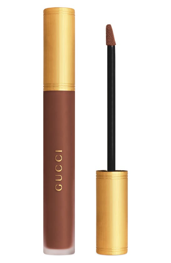 Shop Gucci Rouge À Lèvres Liquid Matte Lipstick In 124 Emilie Brown