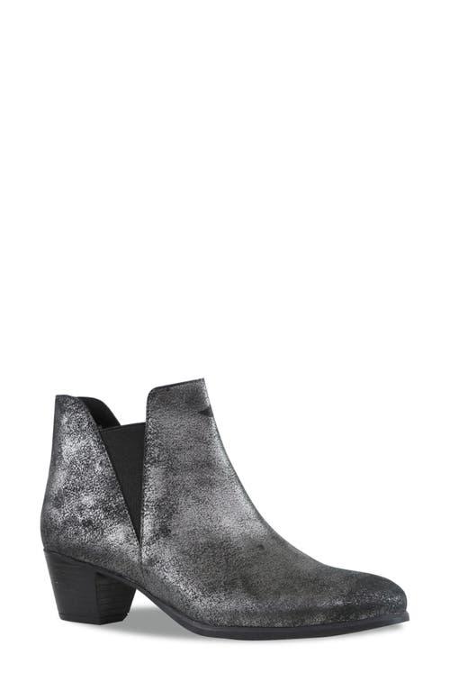 Munro Jackson Chelsea Boot In Black