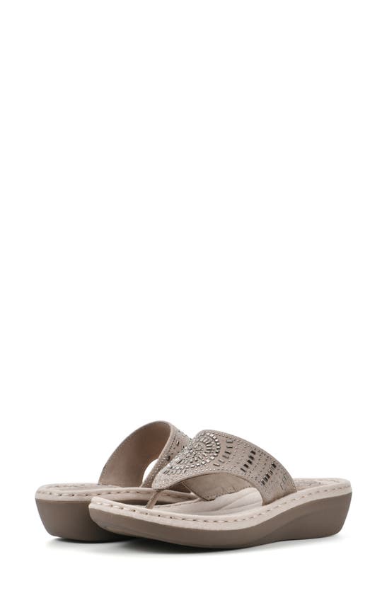 Cliffs By White Mountain Cienna Thong Comfort Sandal In Stone Fabric