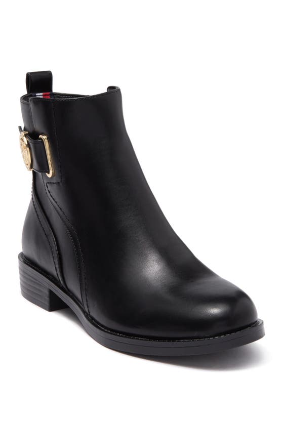 TOMMY HILFIGER LOGO BUCKLE ANKLE BOOT