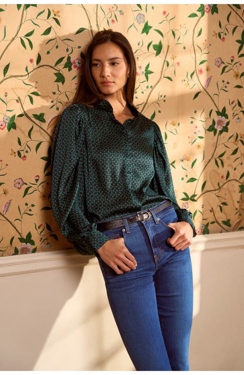 Cece Geo Print Open Collar Button-up Shirt In Meadow Green