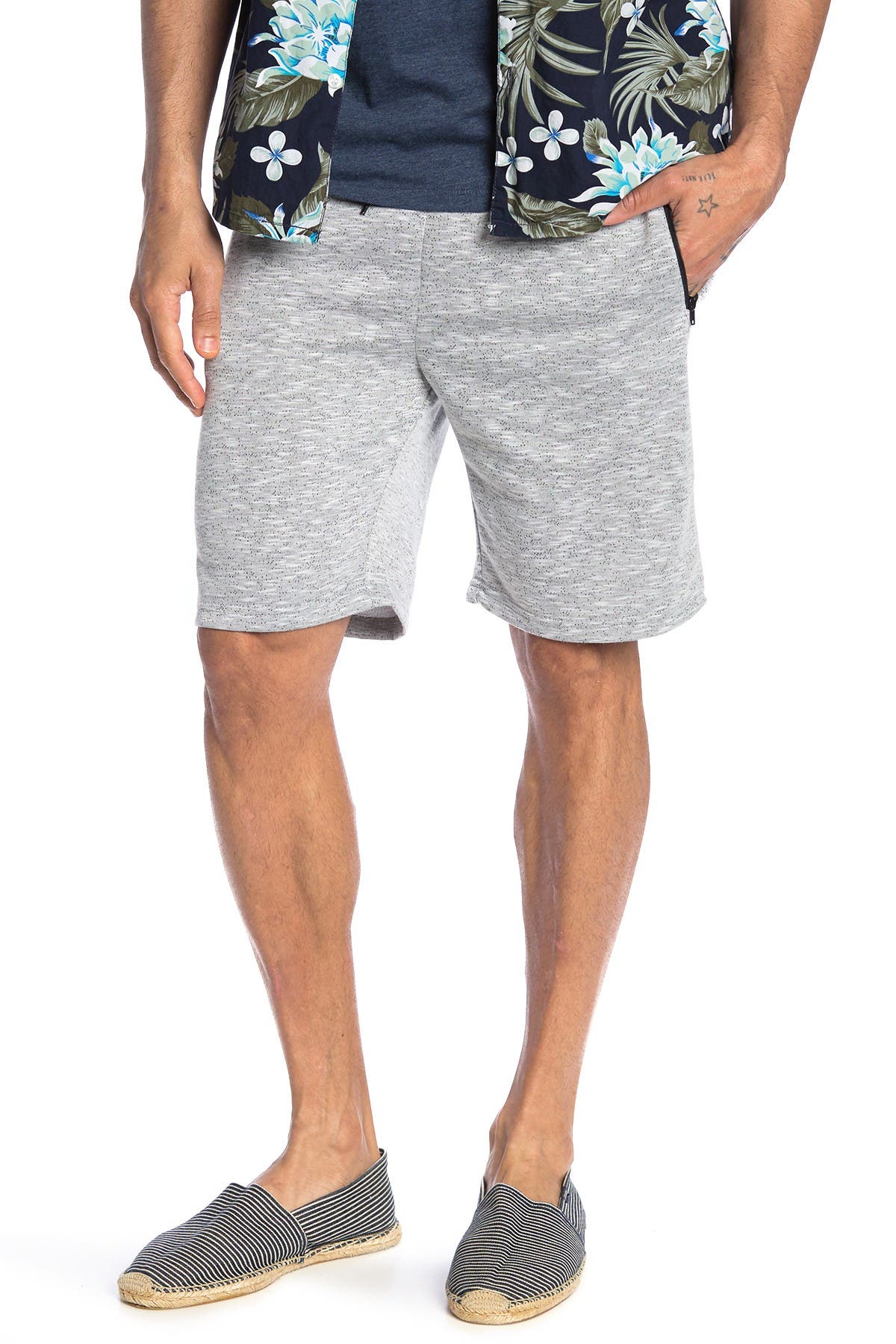 fleece shorts zip pockets