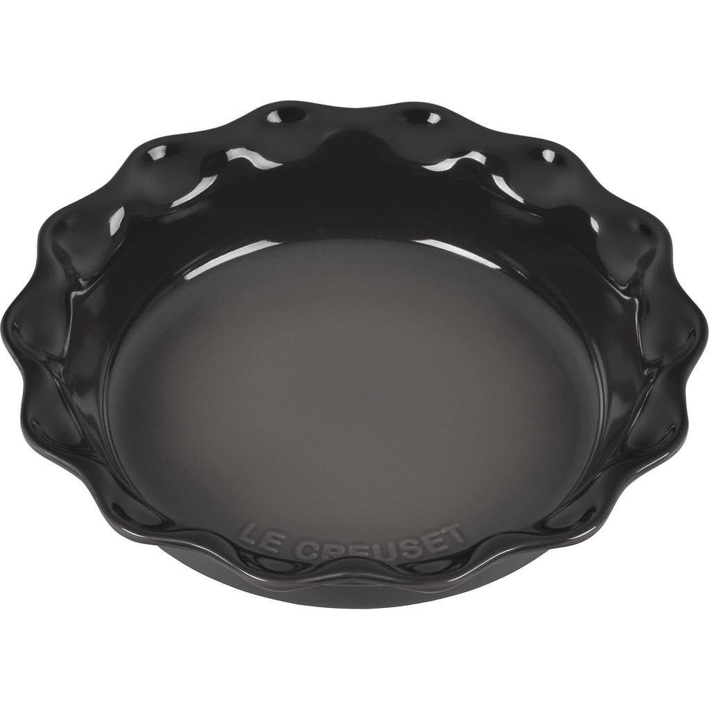 Le Creuset 9" Stoneware Pie Dish In Oyster