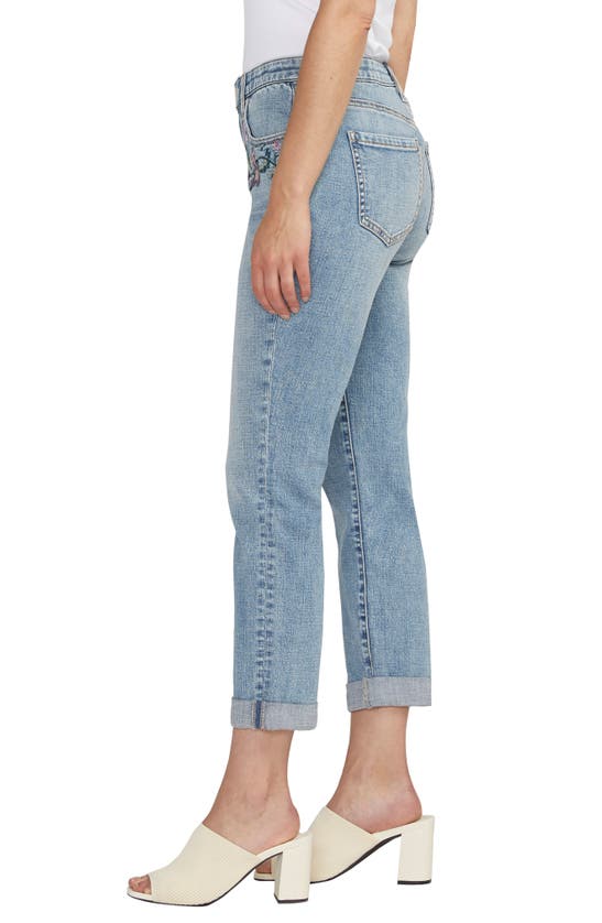 Jag Jeans Carter Embroidered Mid Rise Girlfriend Jeans In Skyscape Blue