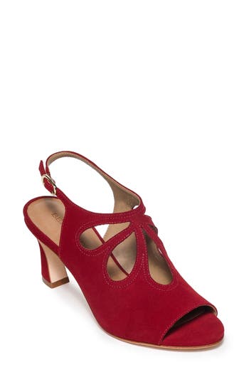 Bernardo Footwear Nili Slingback Sandal In Red