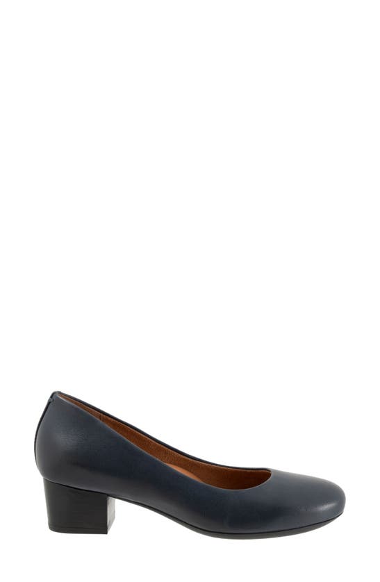 Softwalk Lynn Pump In Navy