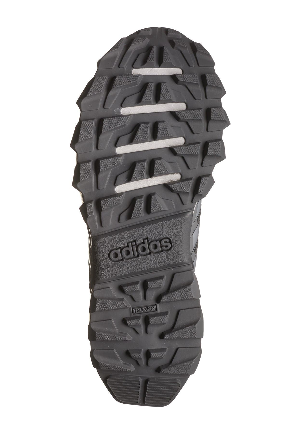 adidas ortholite traxion