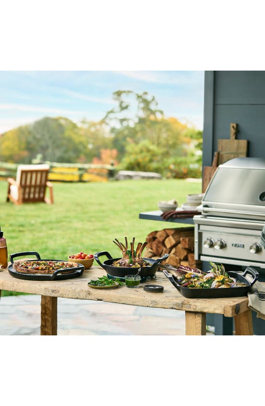 Le Creuset Alpine Cast Iron Skillet In Matte Black