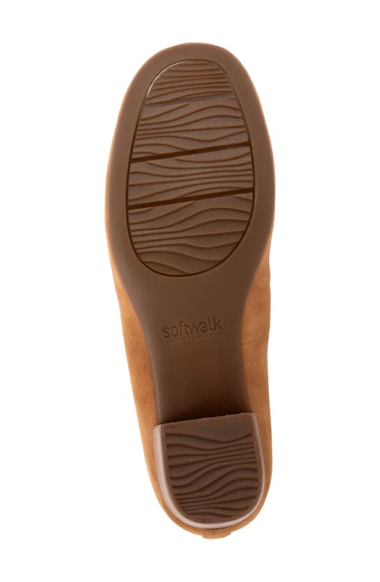 Softwalk Lynn Pump In Camel Suede